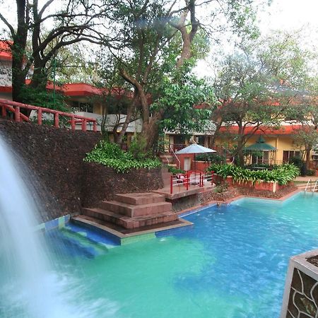 Horseland Hotel & Mountain Spa Matheran Buitenkant foto