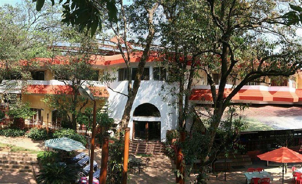 Horseland Hotel & Mountain Spa Matheran Buitenkant foto