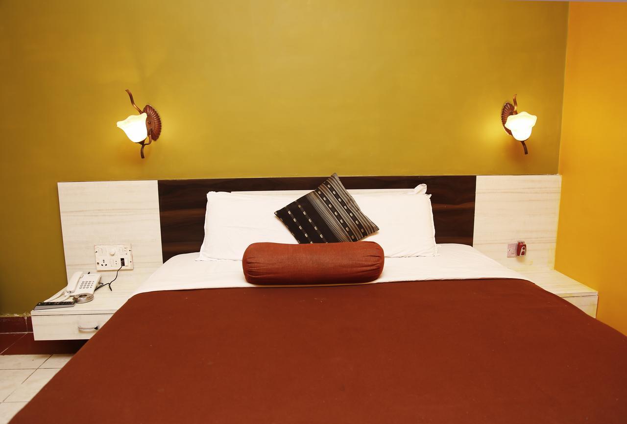 Horseland Hotel & Mountain Spa Matheran Buitenkant foto